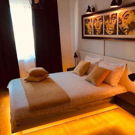 Kolonaki Domus Apartment 3 Iasi Extérieur photo